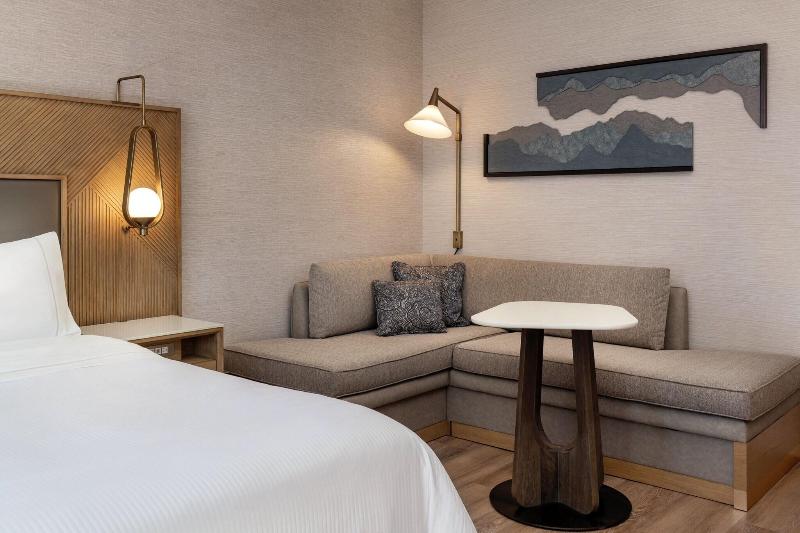キングサイズベッドのスイートルーム, The Westin Denver Downtown