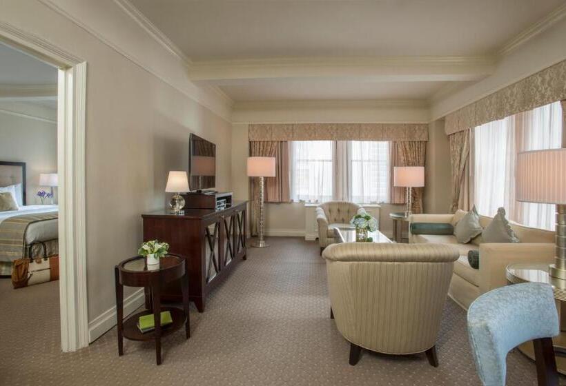 سوئیت با تخت بزرگ, Warwick New York