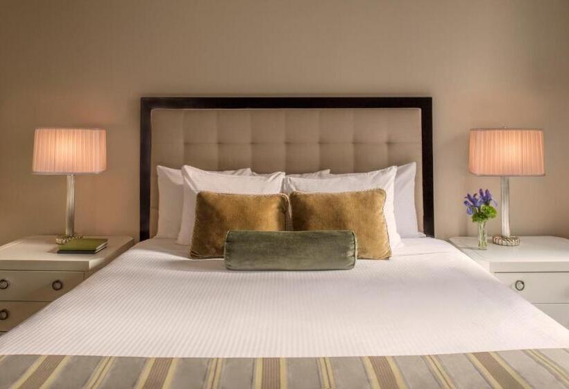 سوئیت با تخت بزرگ, Warwick New York