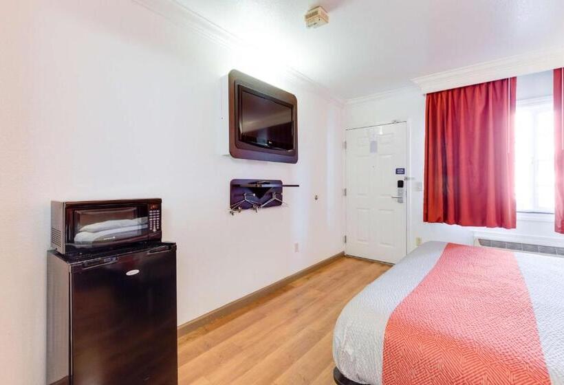 اتاق استاندارد با تخت بزرگ, Motel 6 San Jose, Ca   Convention Center