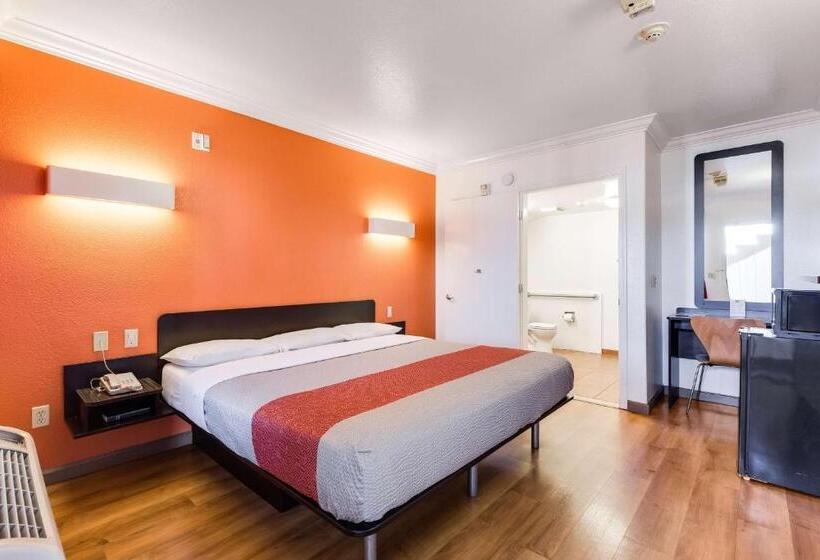 اتاق استاندارد با تخت بزرگ, Motel 6 San Jose, Ca   Convention Center