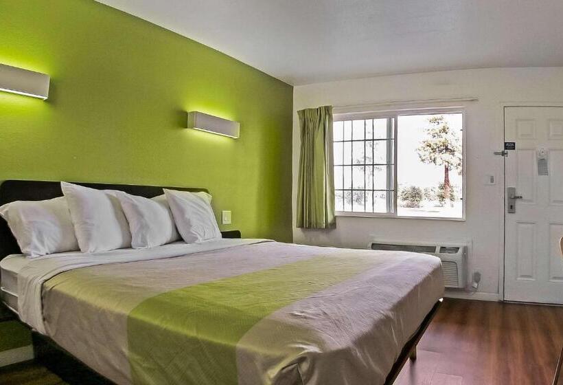 اتاق لوکس با تخت بزرگ, Motel 6visalia, Ca