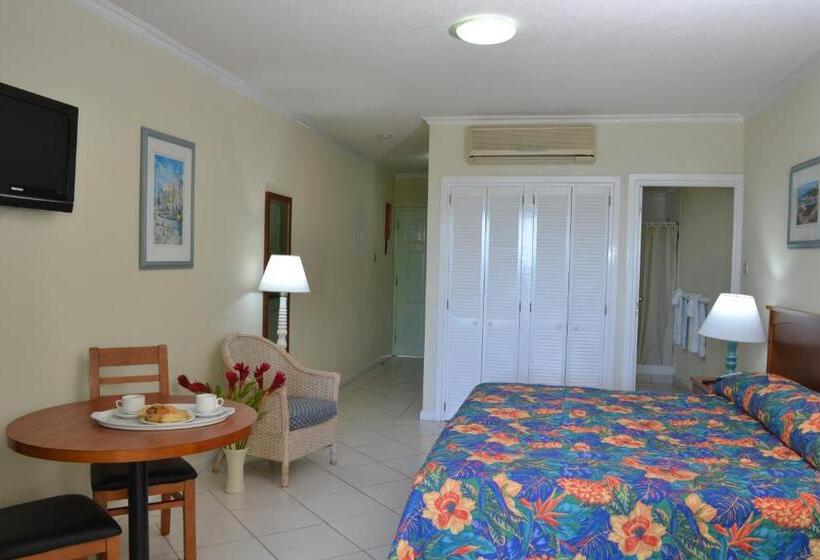 Deluxe Studio, Blue Orchids Beach