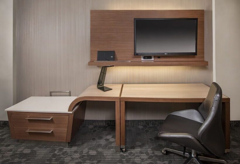 اتاق استاندارد با 2 تخت دوبل, Courtyard By Marriott Lansing