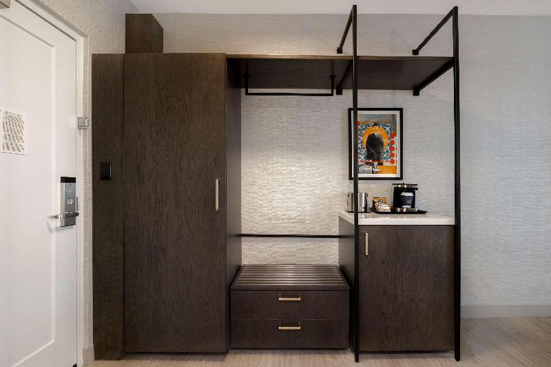 اتاق استاندارد با تخت بزرگ, Doubletree By Hilton Palmdale, Ca
