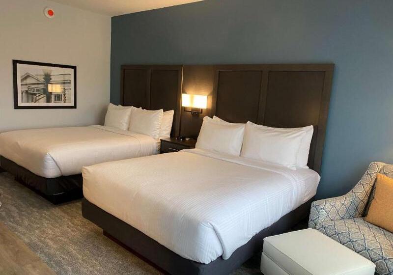 سوئیت با تخت بزرگ, Fiesta Americana Hacienda Galindo Resort & Spa
