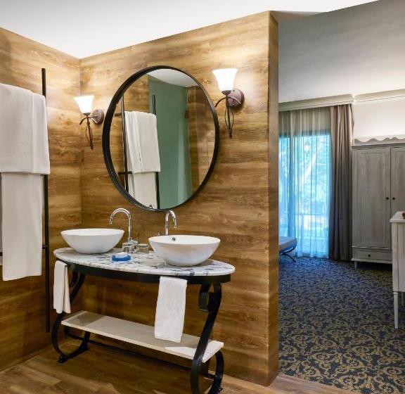 سوئیت با تخت بزرگ, Fiesta Americana Hacienda Galindo Resort & Spa