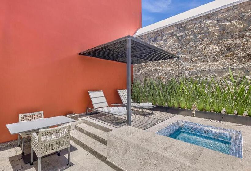 سوییت خانوادگی, Fiesta Americana Hacienda Galindo Resort & Spa