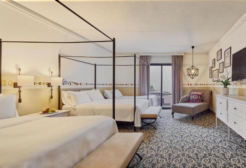سوییت خانوادگی, Fiesta Americana Hacienda Galindo Resort & Spa
