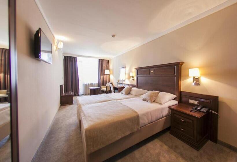 اتاق استاندارد با چشم‌انداز باغ, Grand Hotel Neum Wellness & Spa