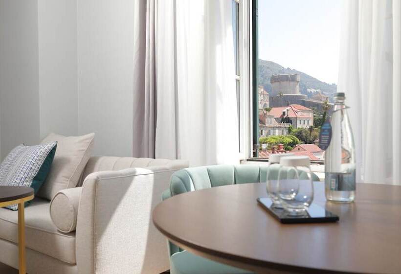 اتاق استاندارد با تخت بزرگ, Hilton Imperial Dubrovnik