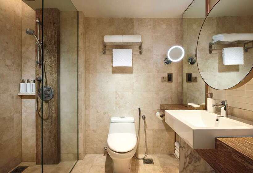 اتاق استاندارد با چشم‌انداز دریا, Hilton Imperial Dubrovnik