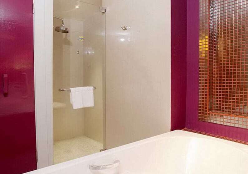 سوییت جونیور, S A F E Residence Patong
