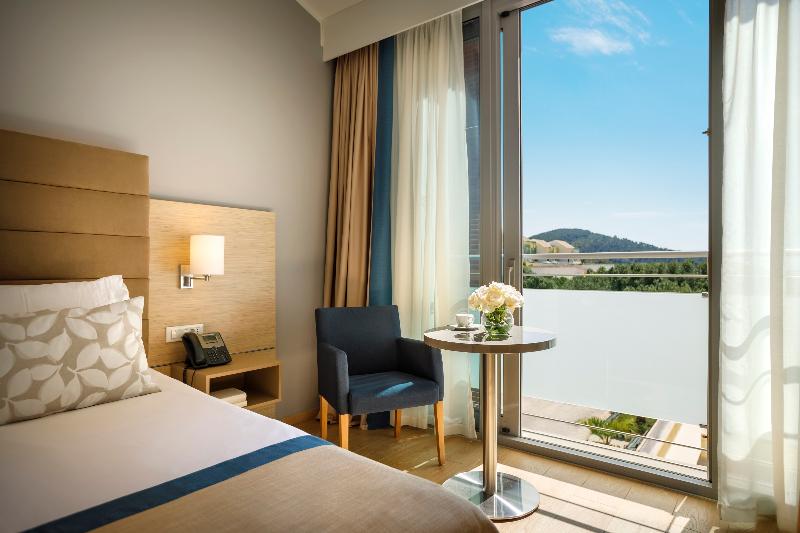 اتاق کلاسیک, Valamar Argosy
