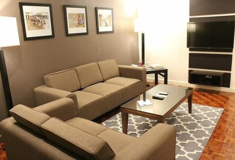 3 Bedroom Suite, Copacabana Apartment  –