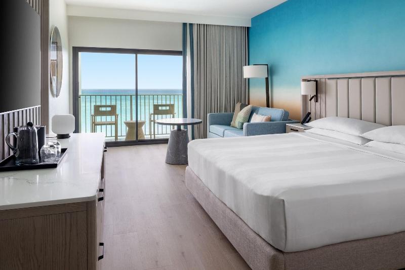 اتاق استاندارد با تخت بزرگ, Grand Cayman Marriott Resort
