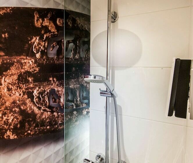 اتاق راحتی, Golden Tulip Leiden Centre