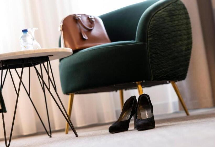 اتاق استاندارد با تخت بزرگ, Holiday Inn Hasselt, An Ihg