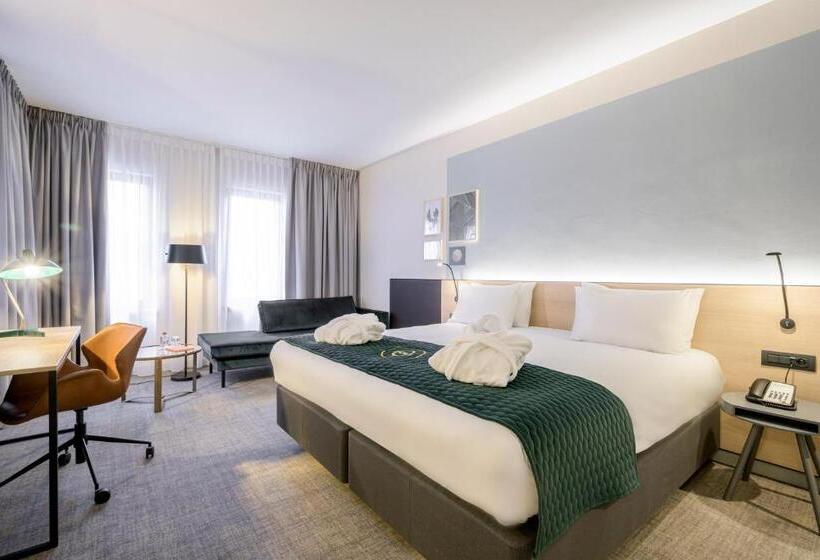 اتاق استاندارد با تخت بزرگ, Holiday Inn Hasselt