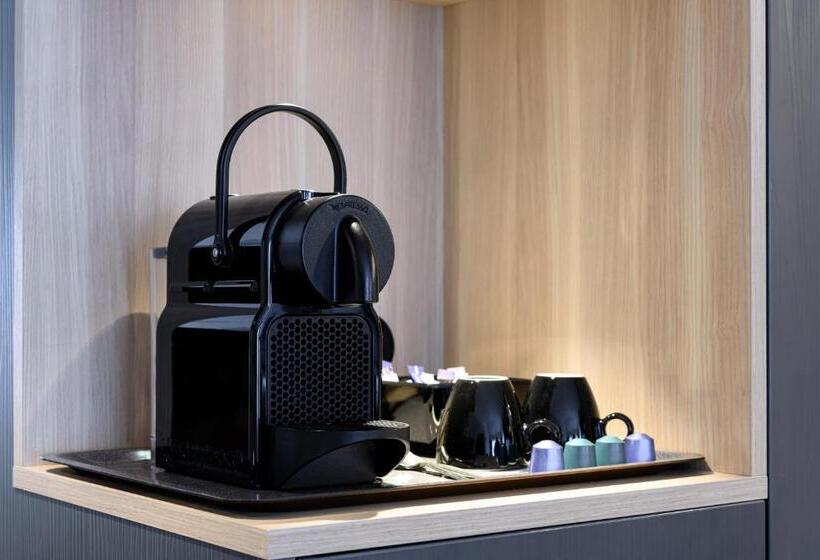 اتاق استاندارد با تخت بزرگ, Holiday Inn Hasselt, An Ihg