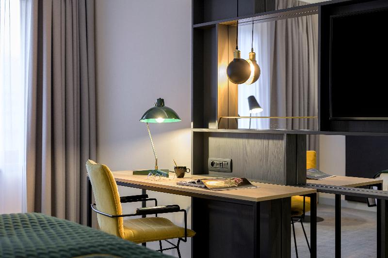 اتاق استاندارد با تخت بزرگ, Holiday Inn Hasselt, An Ihg