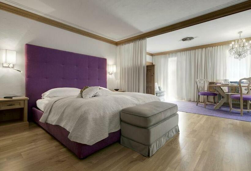 اتاق رمانتیک, La Perla: The Leading Hotels Of The World