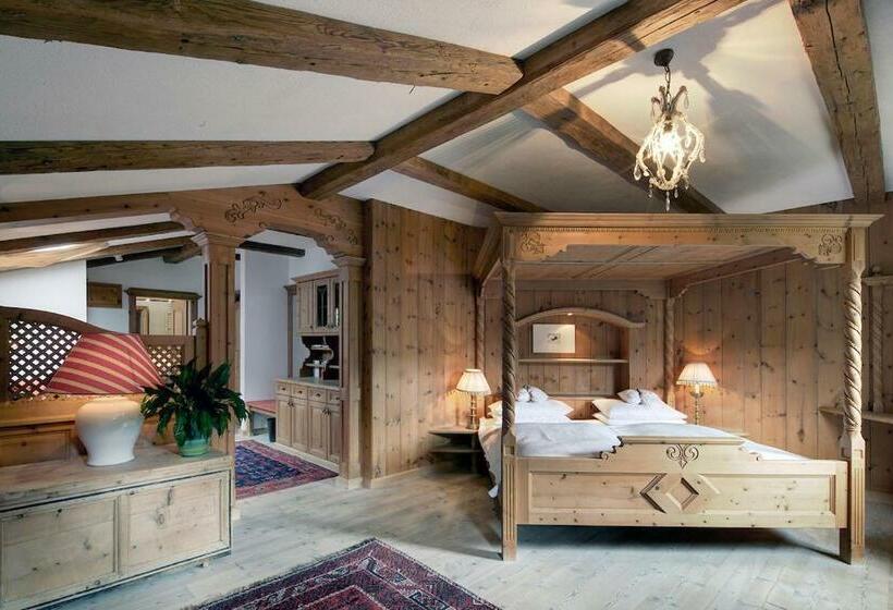 اتاق رمانتیک, La Perla: The Leading Hotels Of The World