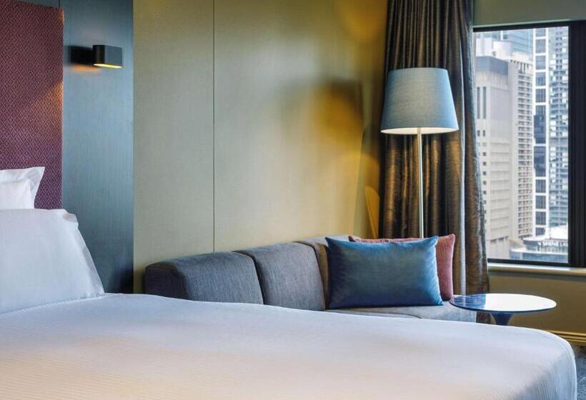 Deluxe Room King Size Bed, Pullman Sydney Hyde Park