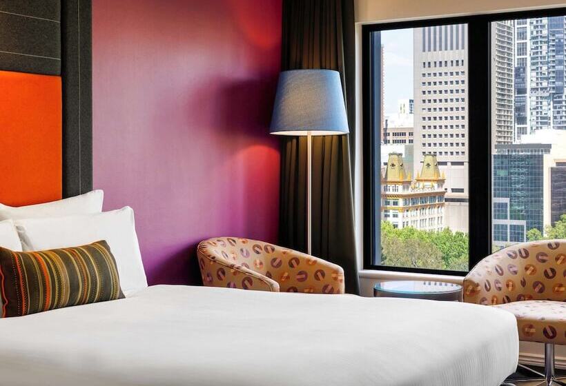 Superior Room with Views, Pullman Sydney Hyde Park