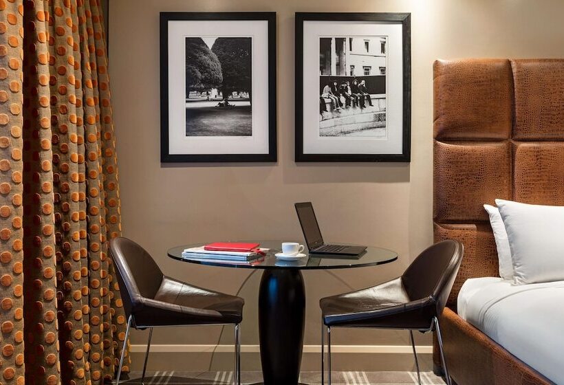 اتاق استاندارد, Radisson Blu Hotel, London Heathrow