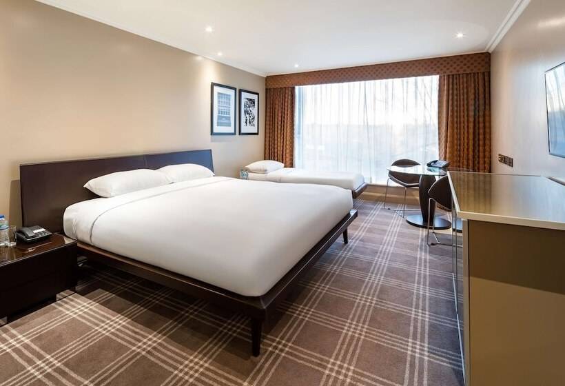 اتاق پرمیوم, Radisson Blu Hotel, London Heathrow