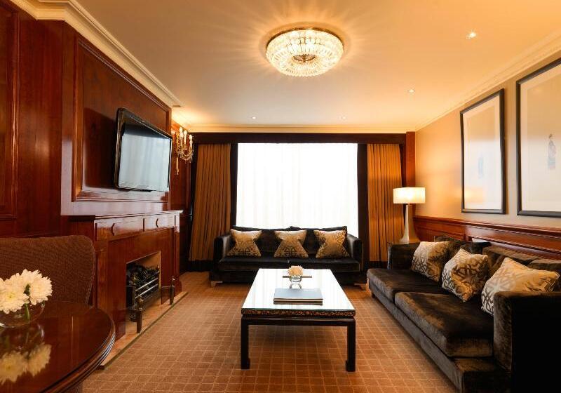 سوییت, Radisson Blu Hotel, London Heathrow