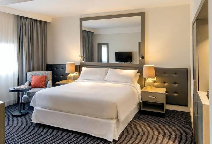 اتاق کلاب, Sheraton Heathrow