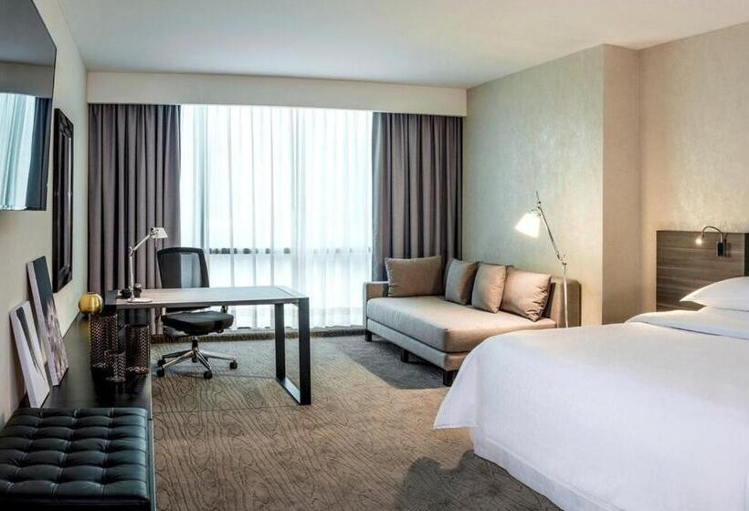 스탠다드 룸 킹사이즈 침대, Wyndham Monterrey Ambassador Centro