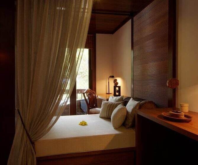 اتاق استاندارد, Tanjong Jara Resort