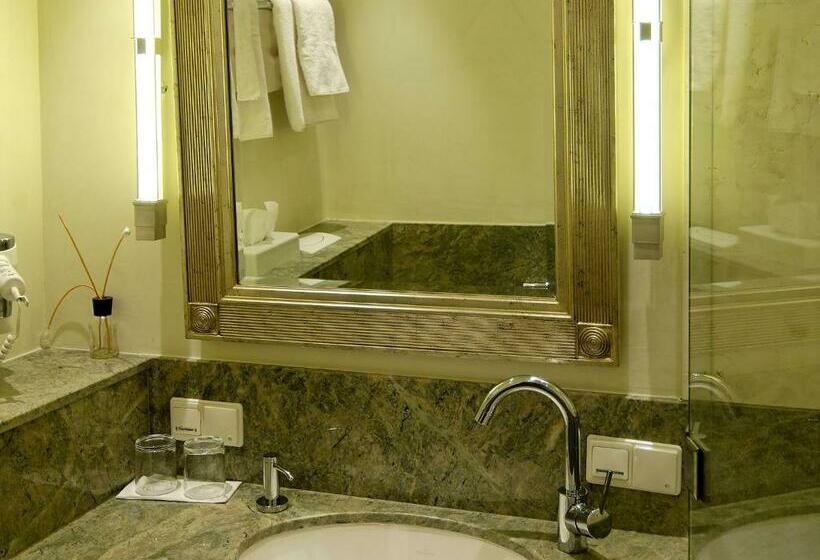 اتاق استاندارد یک نفره, Landhotel Zum Bären