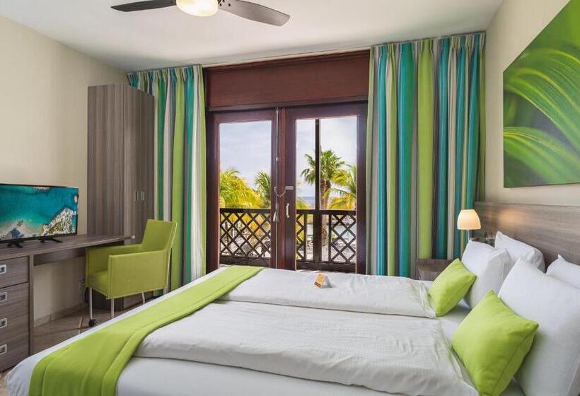 2 Bedrooms Suite Sea View, Lionsdive Beach Resort