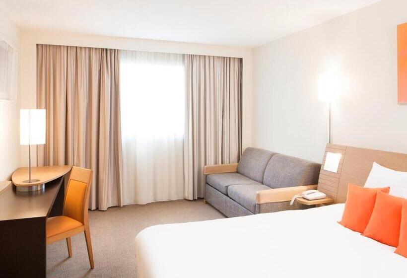 اتاق سوپریور با تخت بزرگ, Novotel Nantes Centre Bord De Loire