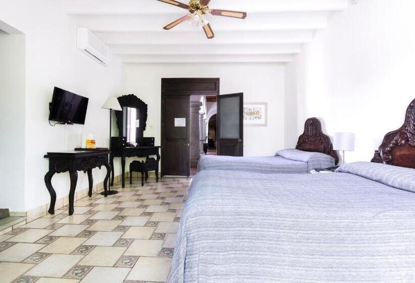 سوییت, Boutique Naura Centro