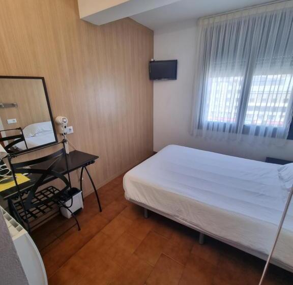 Standard Room, Avanti