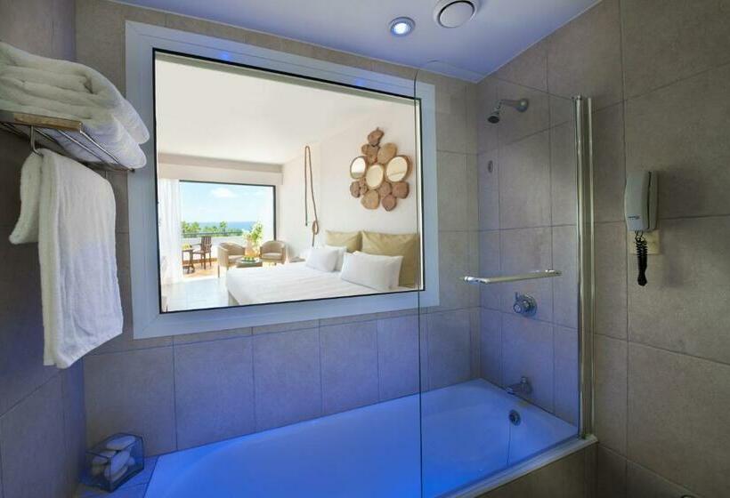 اتاق سوپریور با چشم‌انداز دریا, Azia Resort & Spa