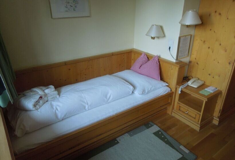 اتاق استاندارد یک نفره, Bergresort Seefeld