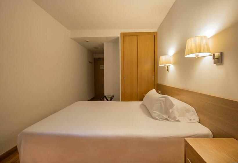 Standard Single Room, Catalunya Ski