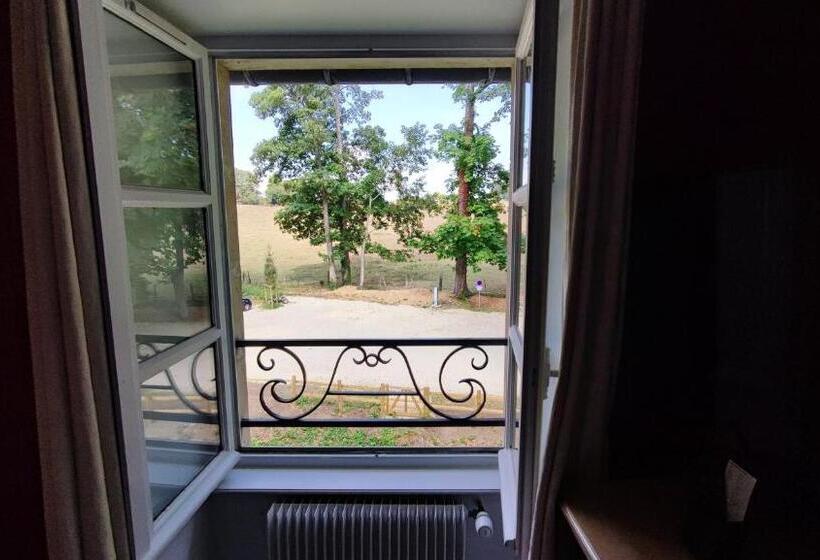 اتاق استاندارد, Château De Bellefontaine   Teritoria
