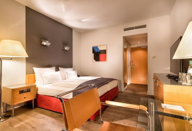 Quarto Estandar, Holiday Inn Berlin Citywest