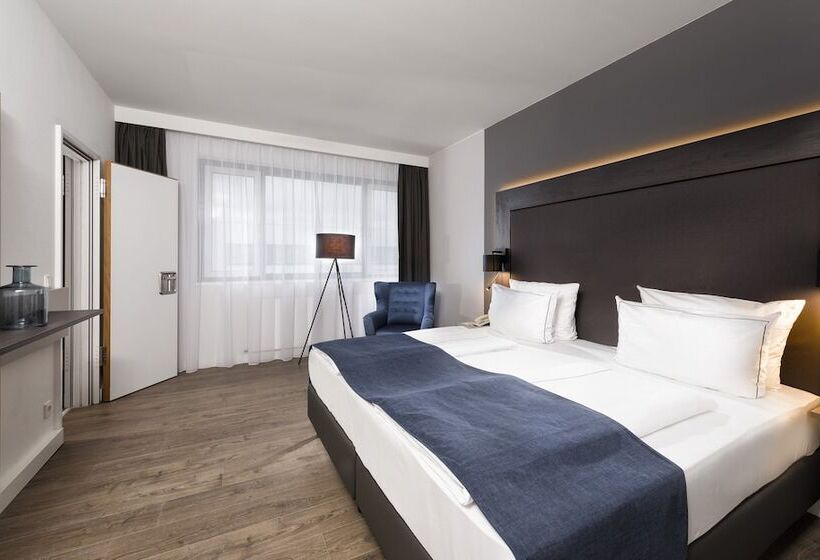 سوییت, Holiday Inn Berlin City West, An Ihg