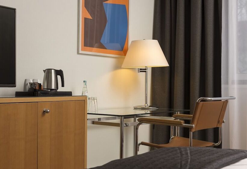 Quarto Estandar, Holiday Inn Berlin Citywest