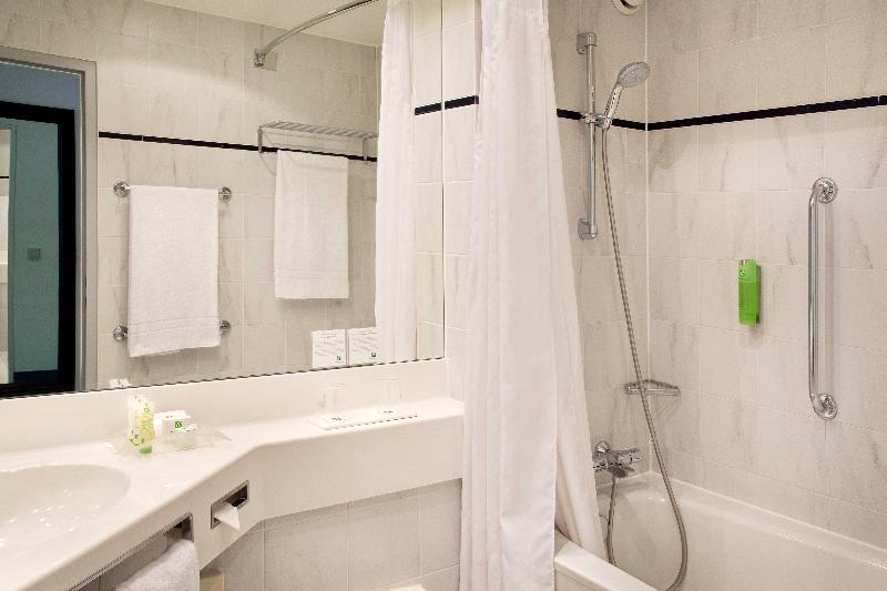 سوییت, Holiday Inn Stuttgart, An Ihg