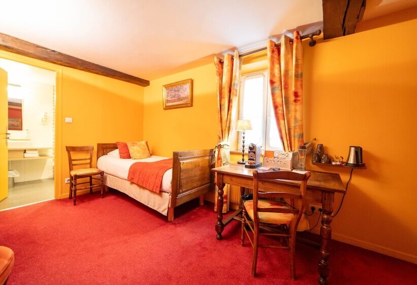 اتاق استاندارد سه نفره, Hôtel Wilson   Teritoria
