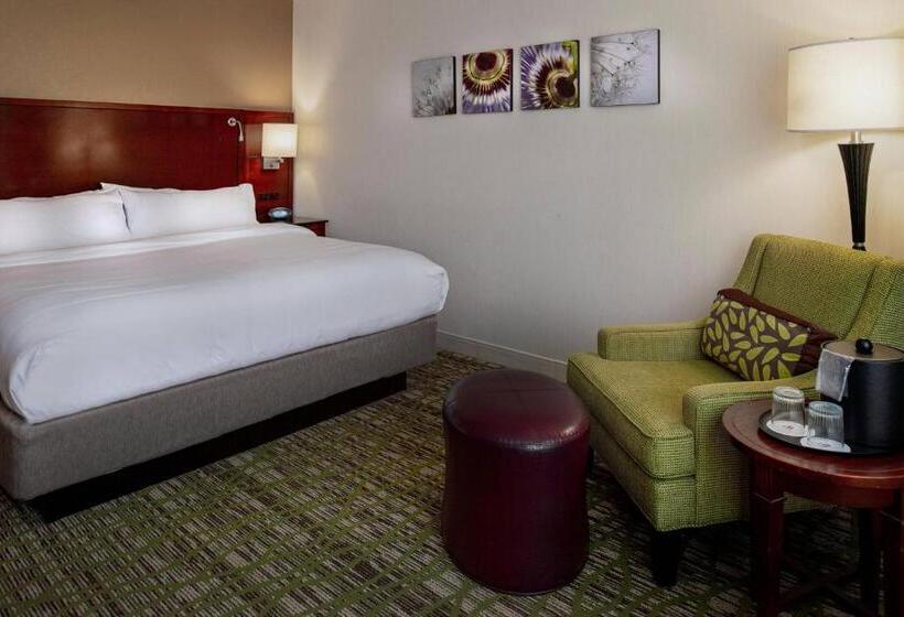 اتاق کلاب, Marriott St. Louis West